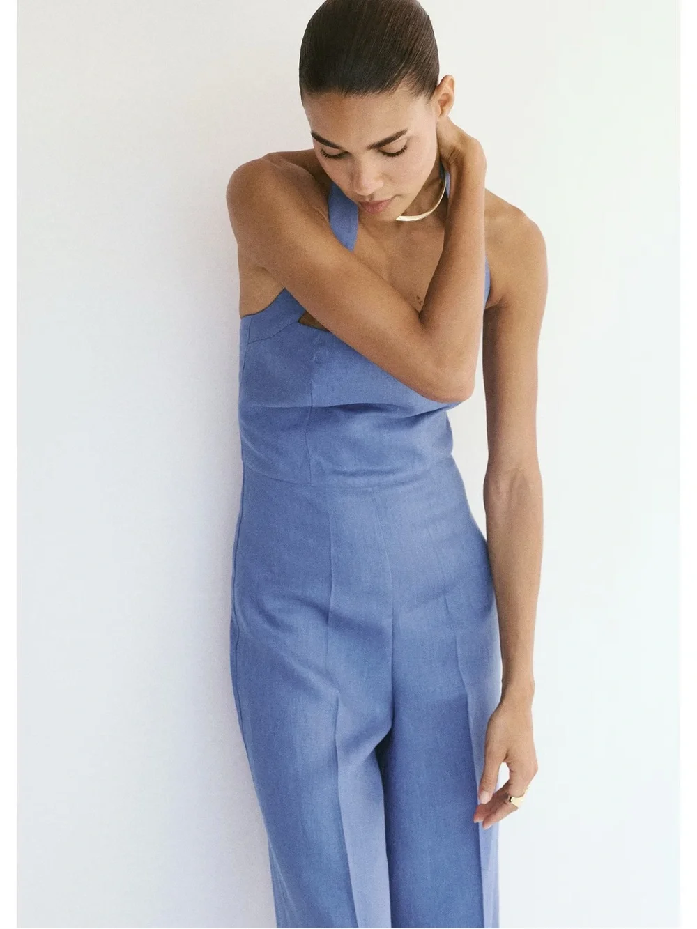 NWT (size XS) MANGO 100% LINEN HALTER JUMPSUIT